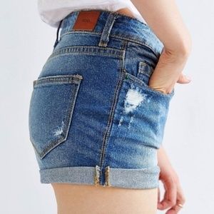 BDG Mid Rise Alexa 5 Pocket Shorty Jean Shorts